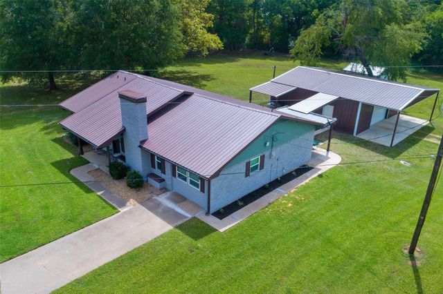 1410 E Royall Boulevard, Malakoff, TX 75148