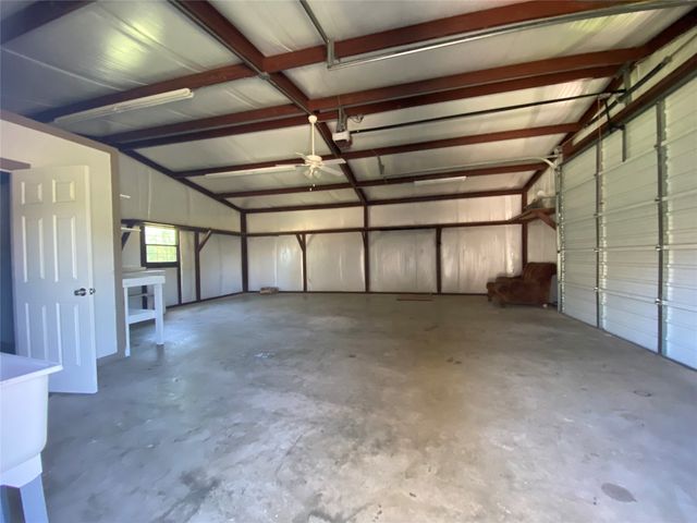 1410 E Royall Boulevard, Malakoff, TX 75148