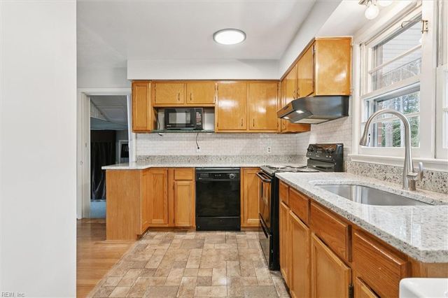 1422 Government RD, Williamsburg, VA 23185