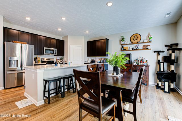 1065 Stratton Way, Shelbyville, KY 40065