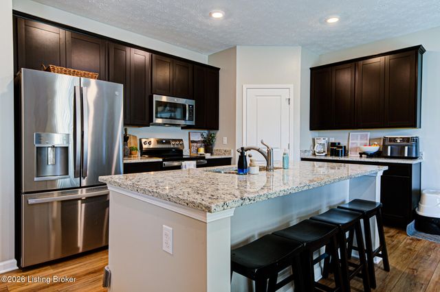 1065 Stratton Way, Shelbyville, KY 40065