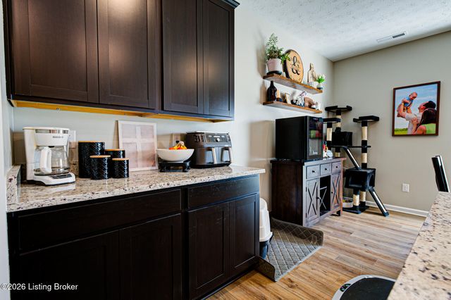 1065 Stratton Way, Shelbyville, KY 40065