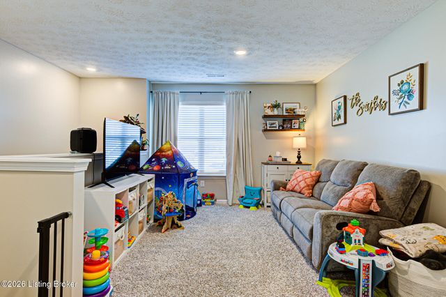 1065 Stratton Way, Shelbyville, KY 40065