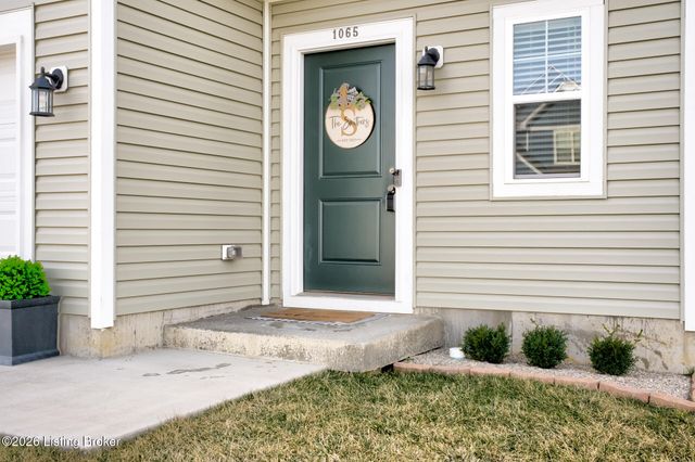 1065 Stratton Way, Shelbyville, KY 40065