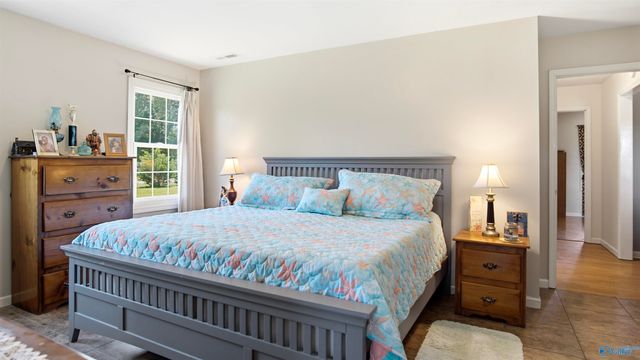 26745 Thach Road, Athens, AL 35613