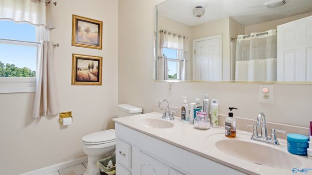 26745 Thach Road, Athens, AL 35613
