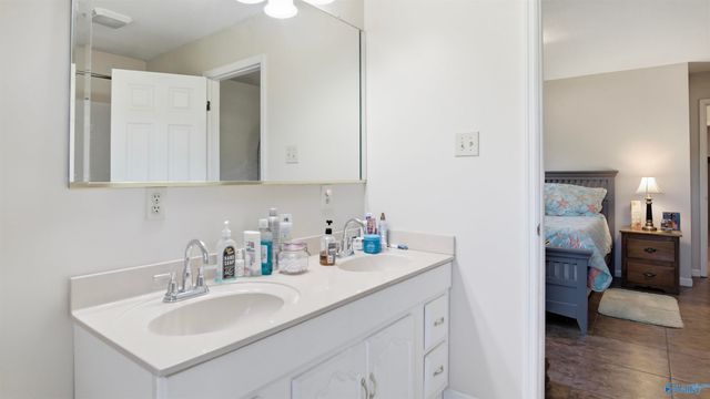 26745 Thach Road, Athens, AL 35613