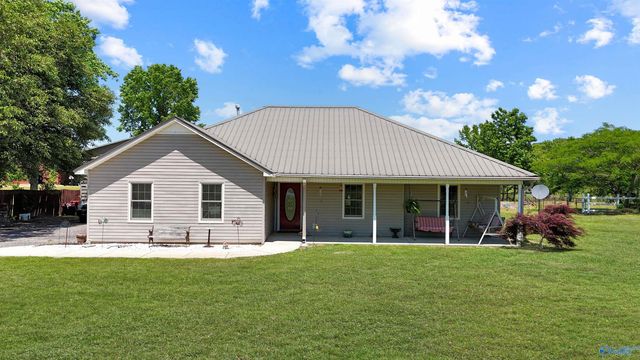 26745 Thach Road, Athens, AL 35613