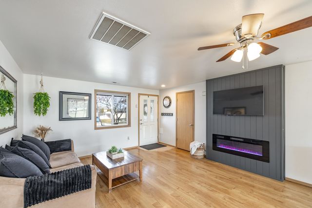 9603 W 72nd Ave, Cheney, WA 99004