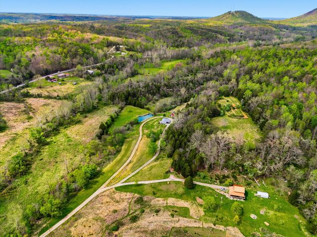 4152 Winchester Road, Irvine, KY 40336