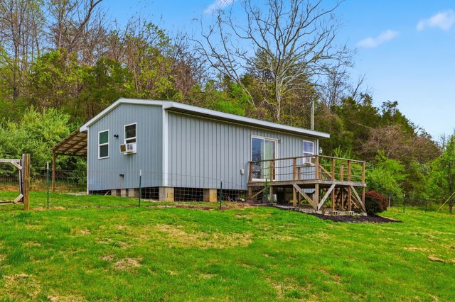 4152 Winchester Road, Irvine, KY 40336