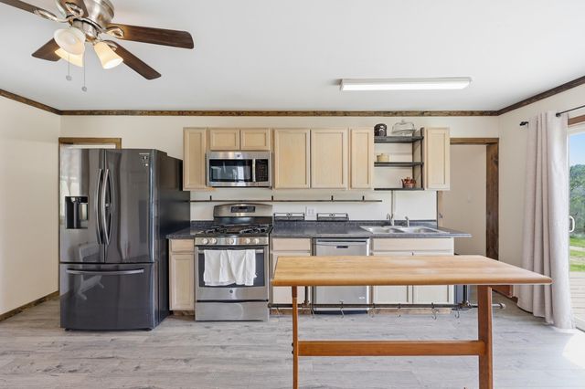 4152 Winchester Road, Irvine, KY 40336