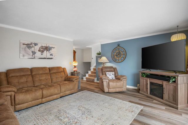 505 MEADOW LANE, Kaukauna, WI 54130