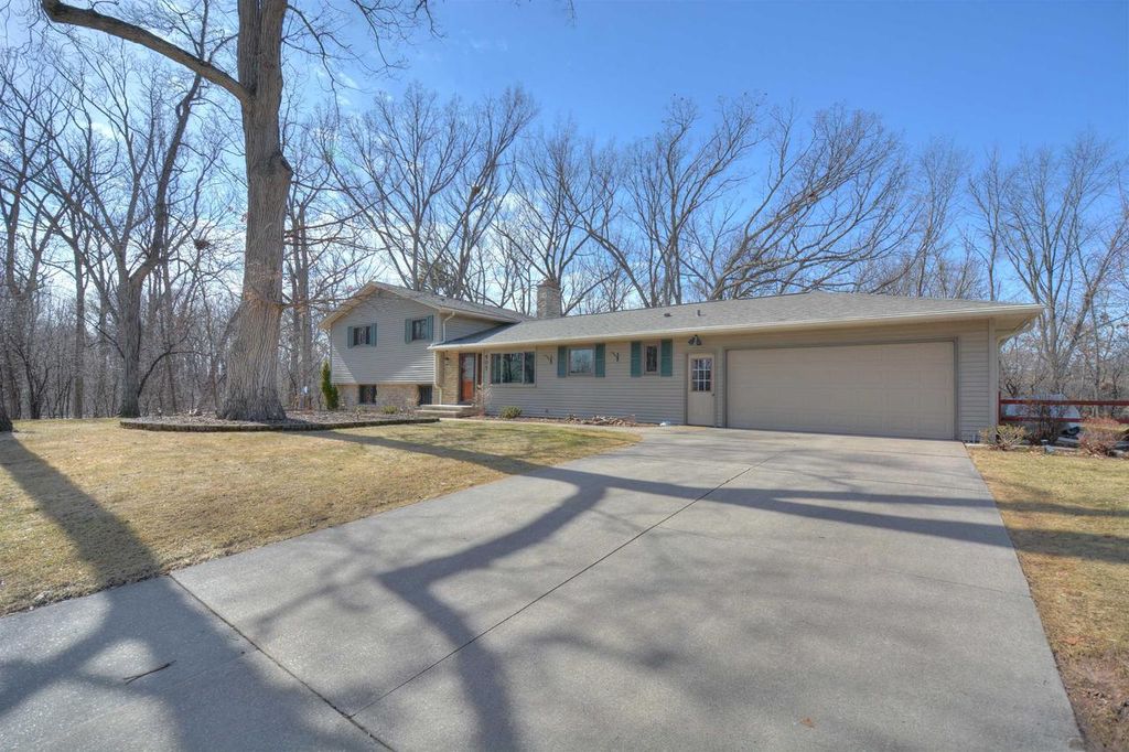505 MEADOW LANE, Kaukauna, WI 54130