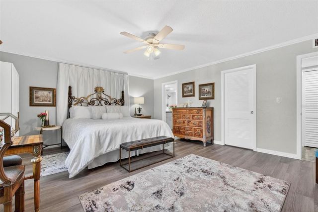 1065 EDEN ISLE BOULEVARD NE 1, St Petersburg, FL 33704