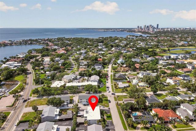 1065 EDEN ISLE BOULEVARD NE 1, St Petersburg, FL 33704