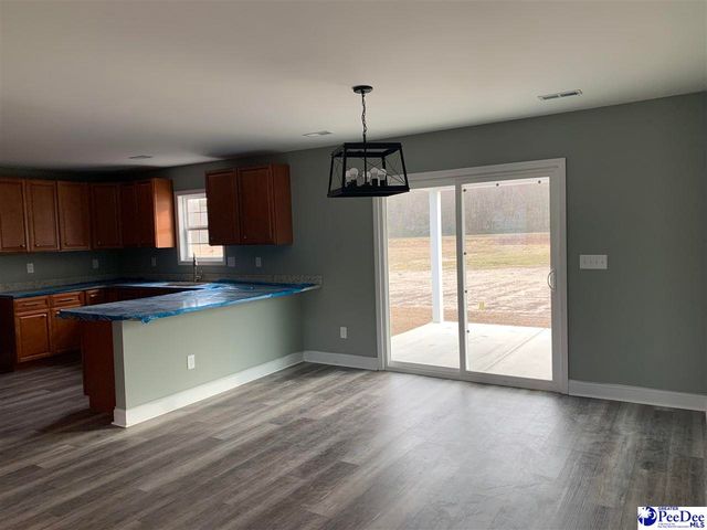 4970 E National Cemetery Road, Florence, SC 29506