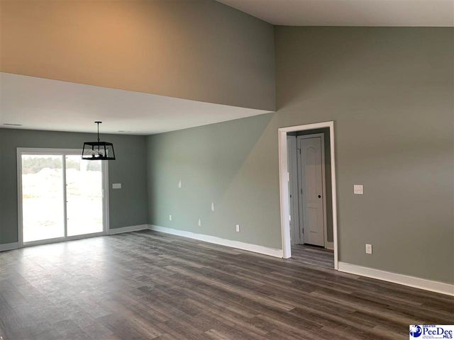 4970 E National Cemetery Road, Florence, SC 29506