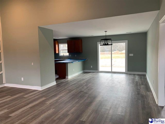 4970 E National Cemetery Road, Florence, SC 29506