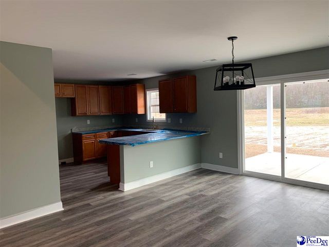 4970 E National Cemetery Road, Florence, SC 29506