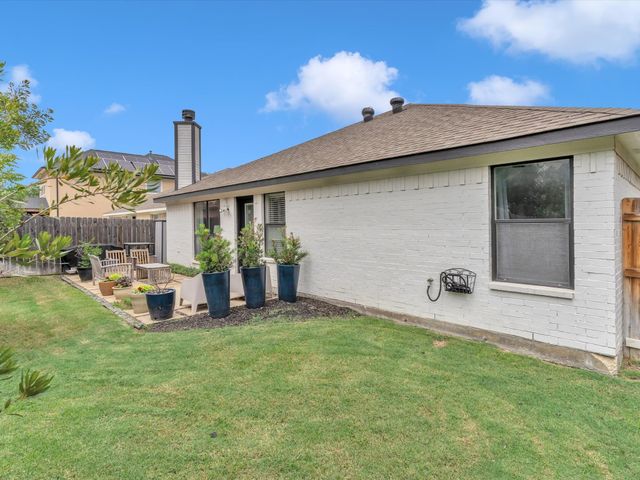 8645 Corral Circle, Fort Worth, TX 76244