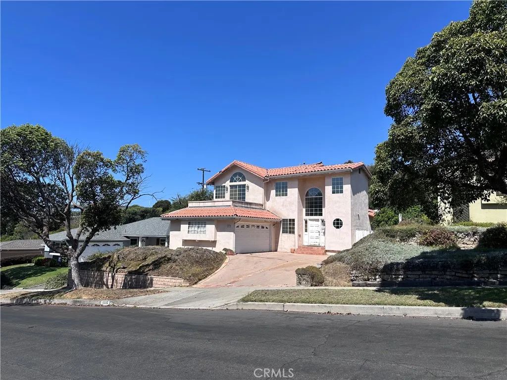 13215 Dewey Street, Los Angeles, CA 90066