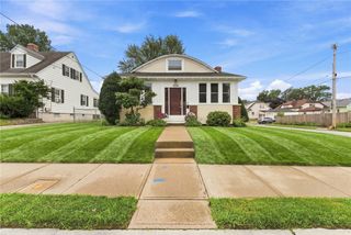 47 Friendly Road, Cranston, RI 02910