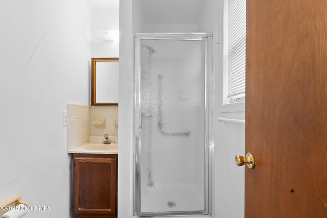 22 Encinitas Drive, Toms River, NJ 08757
