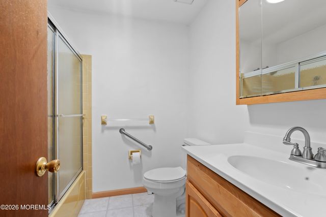 22 Encinitas Drive, Toms River, NJ 08757