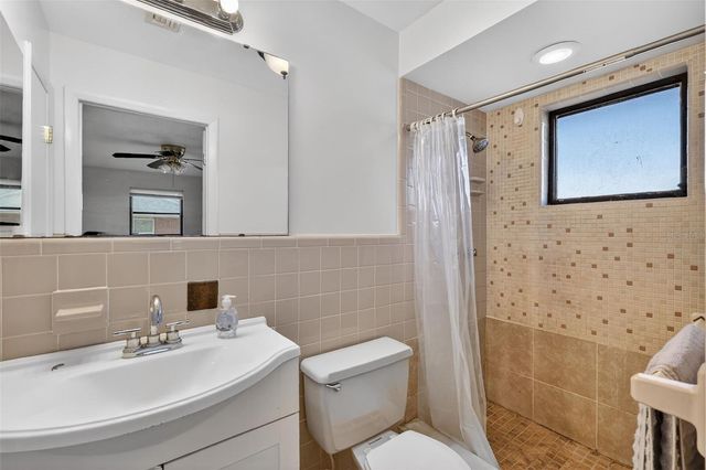 4128 HARRY DRIVE, Fruitland Park, FL 34731