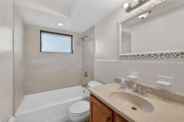 4128 HARRY DRIVE, Fruitland Park, FL 34731