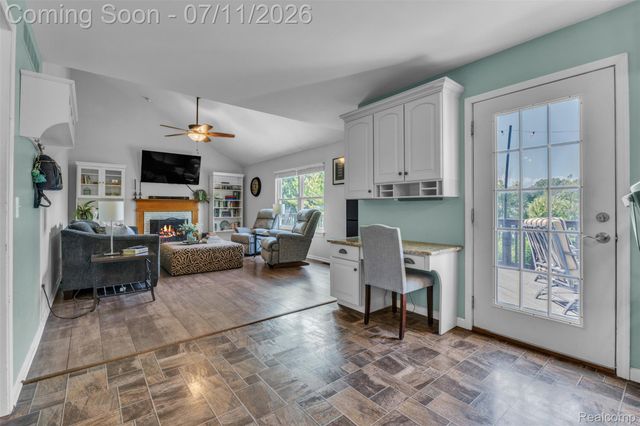 3955 Forest Edge Drive, Commerce Charter Township, MI 48382