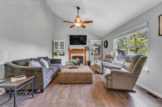 3955 Forest Edge Drive, Commerce Charter Township, MI 48382