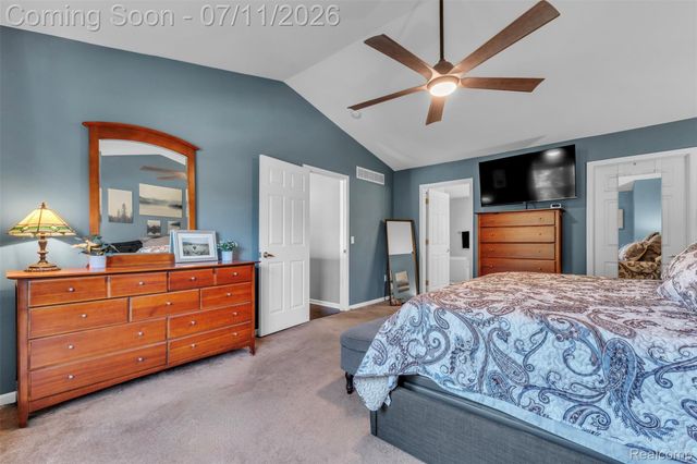 3955 Forest Edge Drive, Commerce Charter Township, MI 48382