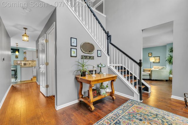 3955 Forest Edge Drive, Commerce Charter Township, MI 48382