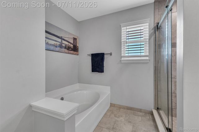 3955 Forest Edge Drive, Commerce Charter Township, MI 48382