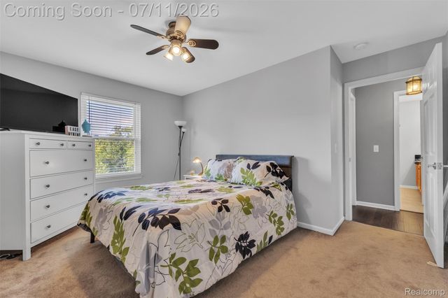 3955 Forest Edge Drive, Commerce Charter Township, MI 48382