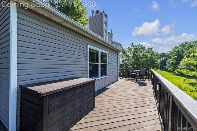3955 Forest Edge Drive, Commerce Charter Township, MI 48382
