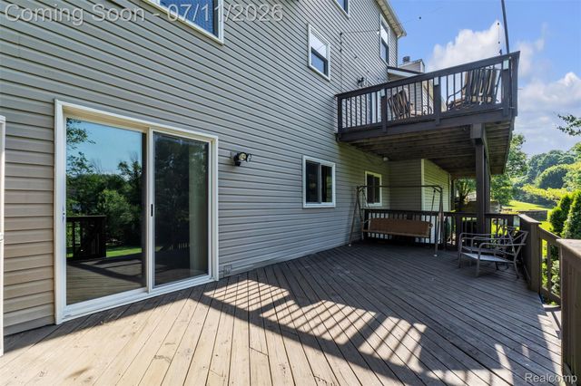 3955 Forest Edge Drive, Commerce Charter Township, MI 48382