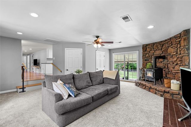 4040 Howard Porter Road, Fayetteville, AR 72703