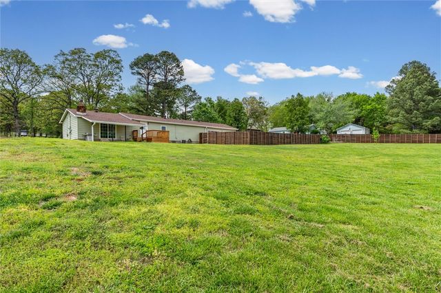 4040 Howard Porter Road, Fayetteville, AR 72703