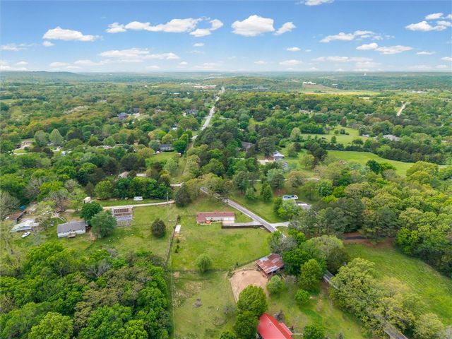 4040 Howard Porter Road, Fayetteville, AR 72703