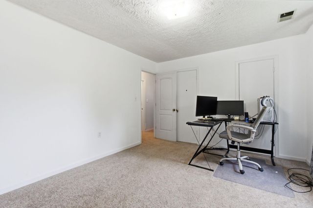 205 Dinsmore Street, Berea, KY 40403