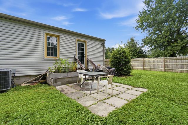 205 Dinsmore Street, Berea, KY 40403