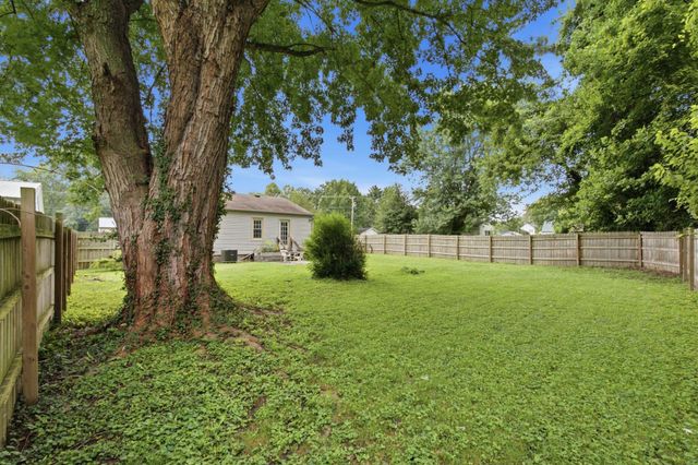 205 Dinsmore Street, Berea, KY 40403