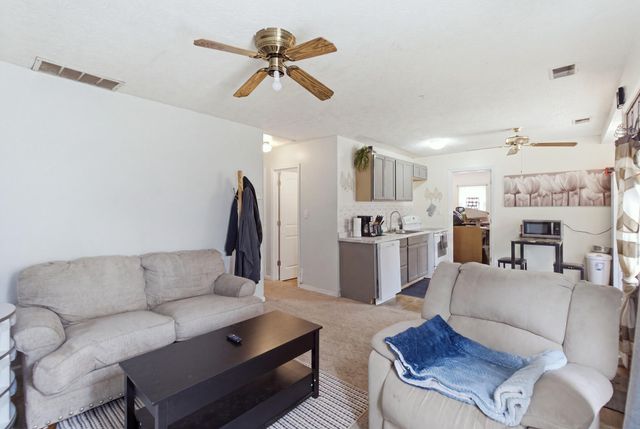 205 Dinsmore Street, Berea, KY 40403