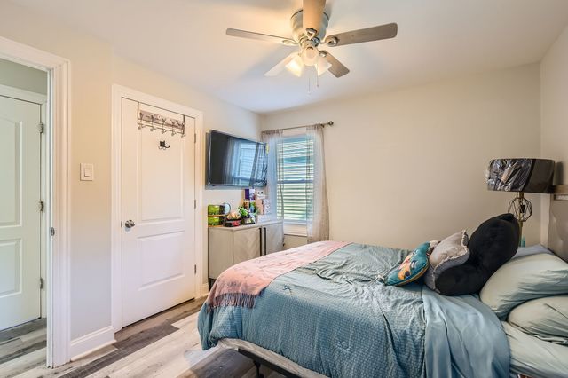 131 Sauk Trail, Park Forest, IL 60466