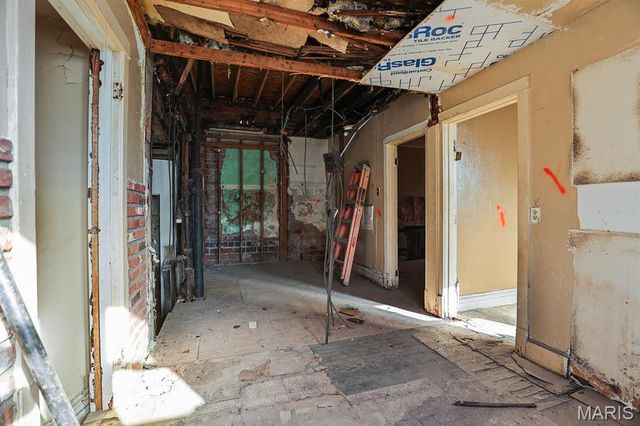 3742 California Avenue, St Louis, MO 63118