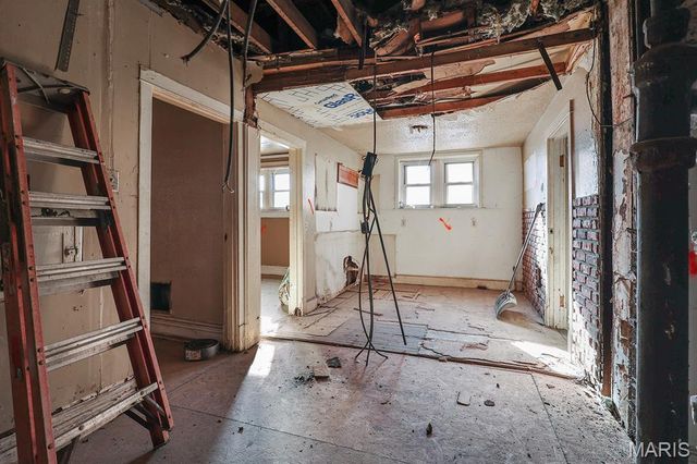 3742 California Avenue, St Louis, MO 63118