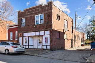 3742 California Avenue, St Louis, MO 63118